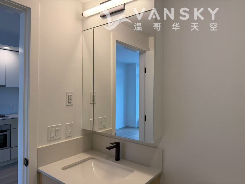 260417215500_Bathroom 2.jpg